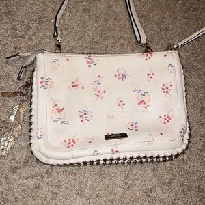 Jessica Simpson crossbody